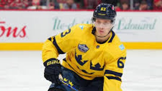 Jack Hughes Dazzles, Jesper Bratt Benched and Peacock/USA Coverage Has Been Awful (nhl News)